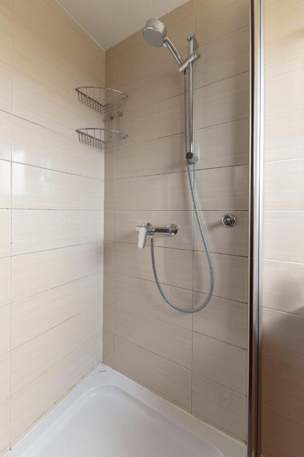 Apartment Vizmarje Ljubljana Buitenkant foto