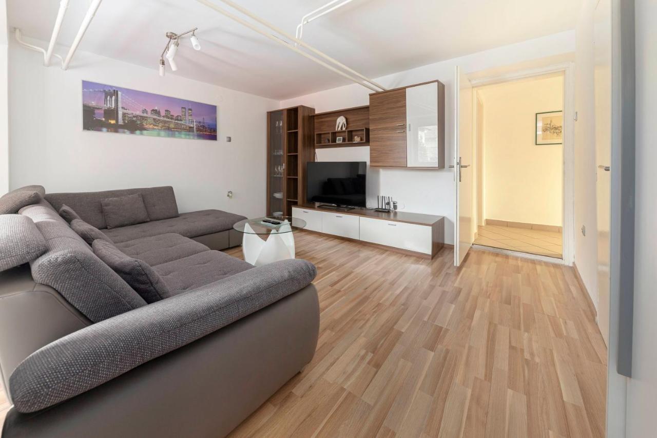 Apartment Vizmarje Ljubljana Buitenkant foto
